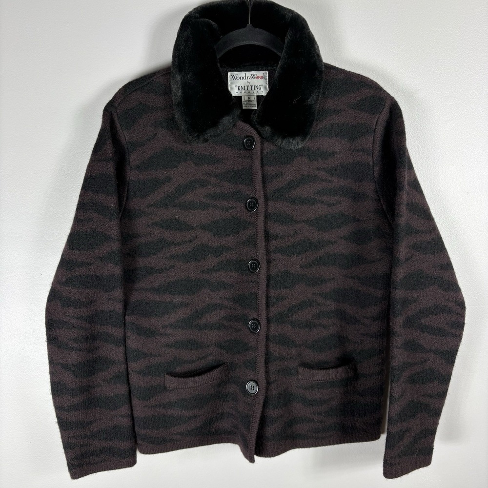 WondraWool Women's Medium Purple Wool Faux Fur Collar‎ Button Front Sweater